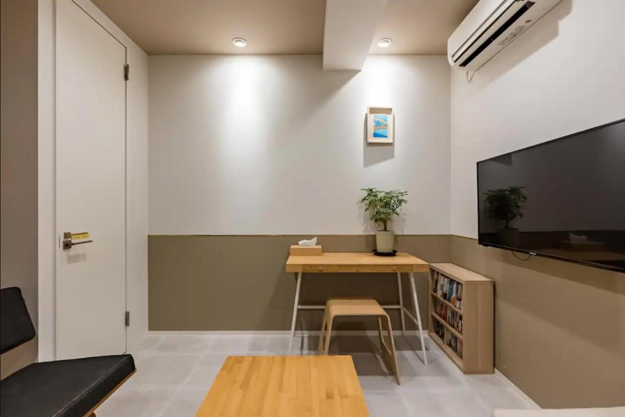 8B Hotel -Osaka Nishikujo Apartment- Exteriör bild